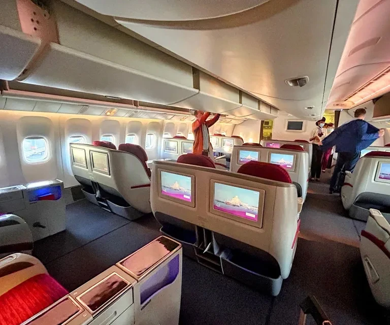 Why Fly Qatar Airways